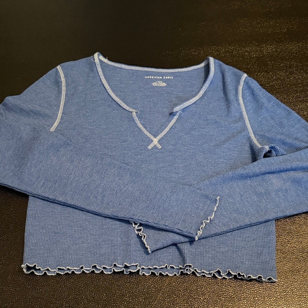 American Eagle Outfitters Blue Crop Top